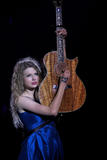 http://img45.imagevenue.com/loc429/th_32682_Taylor_swift_performs_her_Fearless_Tour_at_Tiger_Stadium_039_122_429lo.jpg