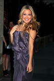 th_18377_celebrity_paradise.com_TheElder_KateHudson2010_04_29_Chopards150YearsOfExcellenceGala42_122_479lo.jpg