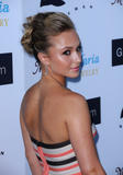 http://img45.imagevenue.com/loc1063/th_44961_Hayden_Panettiere_2008-08-10_-_Whaleman_Foundation_Benefit_Dinner_185_122_1063lo.jpg