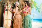 Claire Dames & Nataly Rosa - Island Girls 249hw5k1bu.jpg