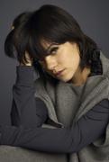 http://img45.imagevenue.com/loc826/th_38823_Dimi_Lily_Allen_Gregg_Delman_Photoshoot_2009_22_122_826lo.jpg